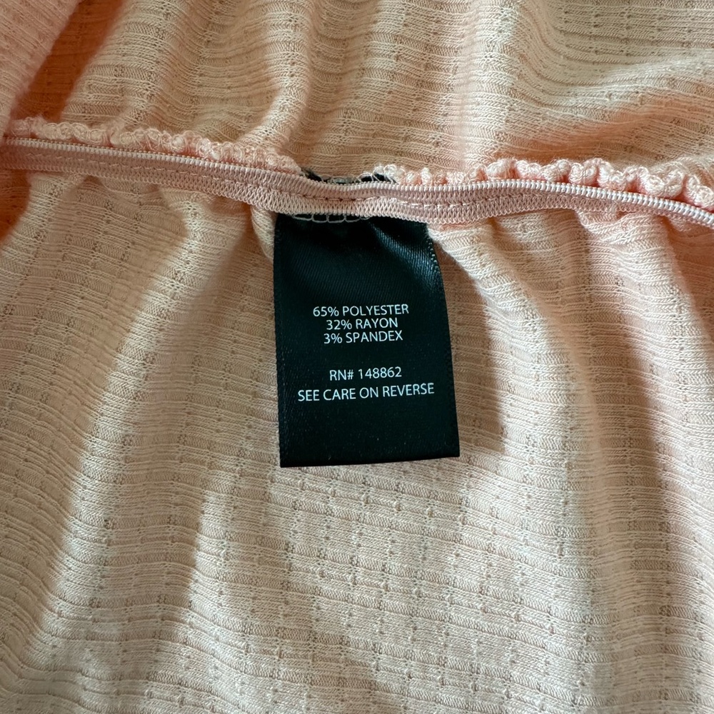 Torrid Scoop Neck Tank Top - Picture 5 of 6